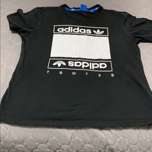 Adidas T-shirt